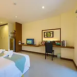 Mira Residence And Resort